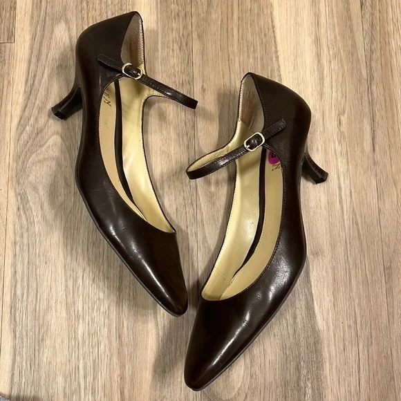 Ralph lauren mary jane pumps 2025